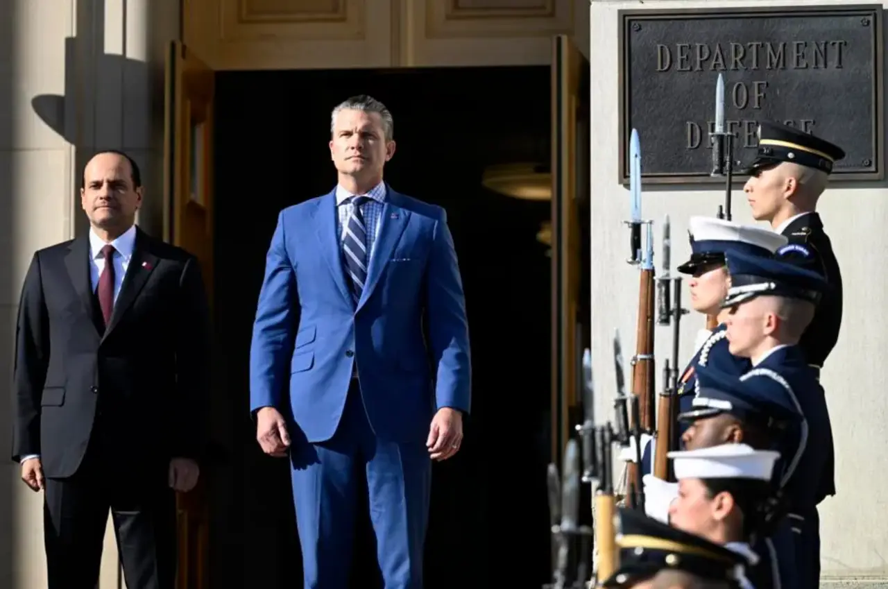 Trump gana una carta ganadora en la guerra política: amigo millonario le concede un rescate recordado de 130 millones de dólares para apuntalar el poder militar en momentos de incertidumbre.