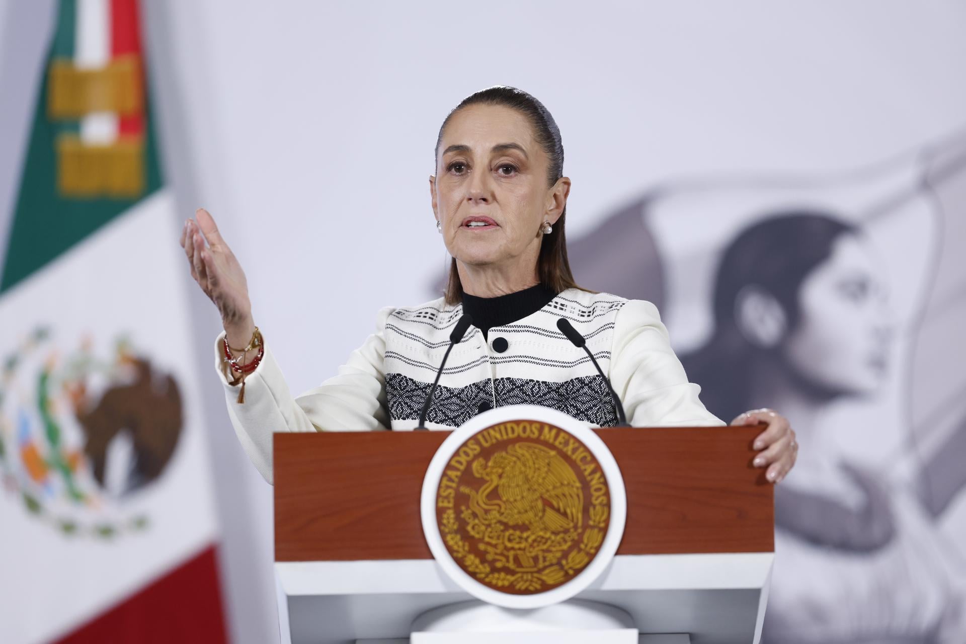 La líder mexicana pone en juego su experiencia diplomática para superar la brecha entre La Habana y Washington